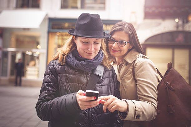 istock Search for tourist locations 522548994