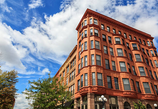 fotografii de stoc, fotografii și imagini scutite de redevențe cu clădire istorică în centrul orașului bloomington - clădire istorică