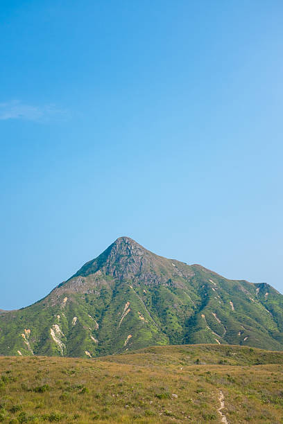 istock Mountain in asia, Autumn 522581577