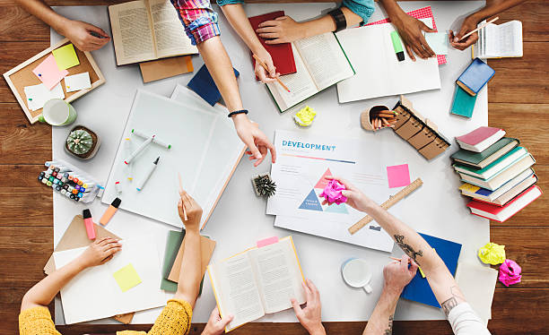 istock Brainstoming Gruoup of people Working Concept 522630664