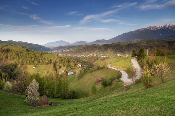 istock Spring mountain landscape in the Carpathians 522638548