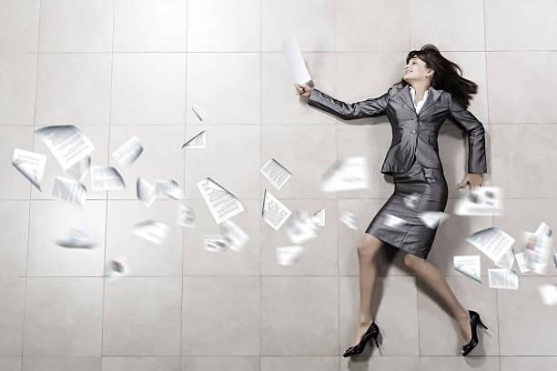 istock Hurrying businesswoman 522676657