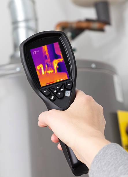 istock Hot Water Heater Inspection 522715693