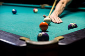 mann-spielen-billard.jpg?b=1&s=170x170&k