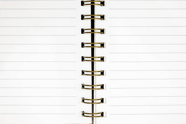cuaderno con páginas de polietileno blanco - spiral notebook open note pad textbook fotografías e imágenes de stock