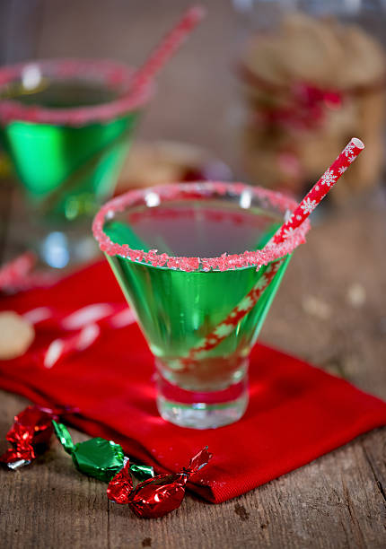 istock Christmas Emerald Green Cocktail 522740653