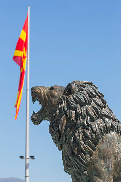istock Lion Statue and Macedonian Flag, Skopje, Macedonia 522753378