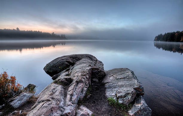 istock Lake in Autumn sunrise reflection 522754325