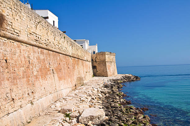 istock Fortified wall. Monopoli. Puglia. Italy. 522779049