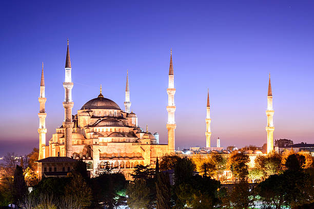 istock Blue Mosque at Night in Istanbul Turkey 522782827