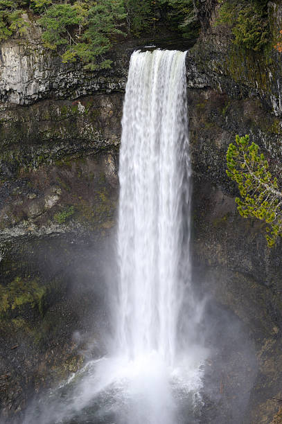 istock Brandywine Falls in British Columbia of Canada 522792064