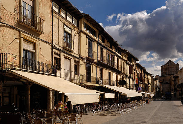 Plaza Mayor, Toro, province of Zamora, Spain Plaza Mayor, Toro, province of Zamora, Spain toro zamora stock pictures, royalty-free photos & images