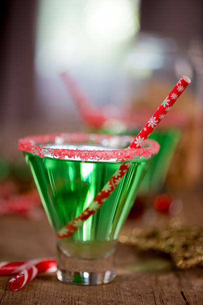 istock Christmas Emerald Green Cocktail 522815923