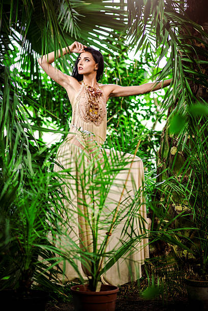 istock Gorgeous elegant woman 522819177