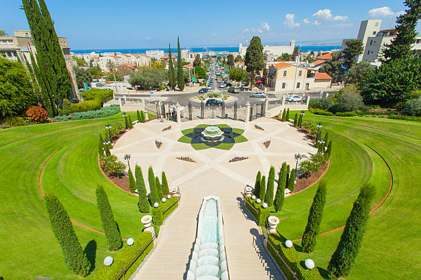 istock Bahai Gardens Stairs and temple 522838135