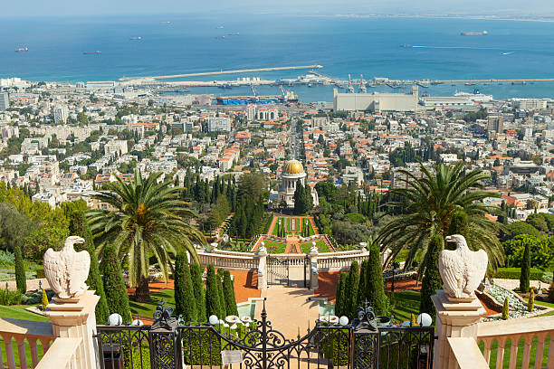 istock Bahai Gardens Stairs and temple 522838145