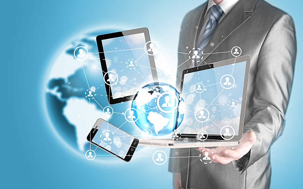 istock Business man using tablet PC and smartphone social connection 522894515