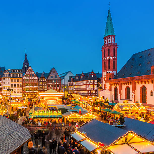 istock Christmas market in Frankfurt 522897527
