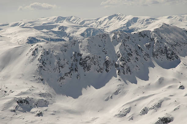 istock Snow covered mountains. Retezat mountains, Romania 522911069