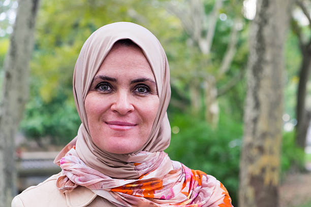 istock Muslim Woman 523003679