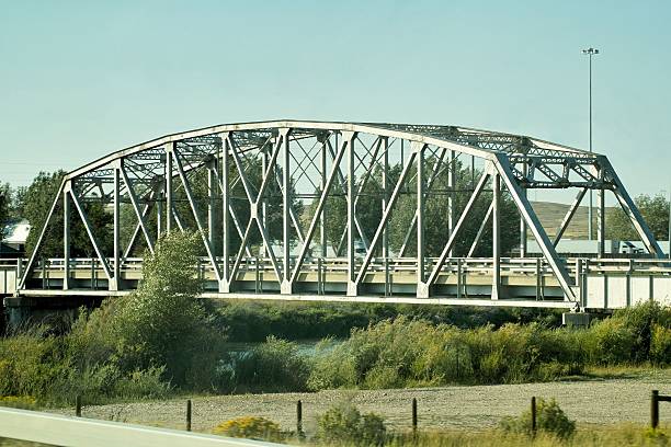 Western Bridge - Photo