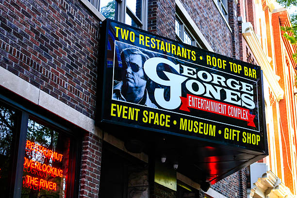 George Jones rooftop Restaurants sign in Nashville TN Nashville, TN, USA - April 5, 2016: George Jones rooftop Restaurants sign in Nashville TN george jones stock pictures, royalty-free photos & images