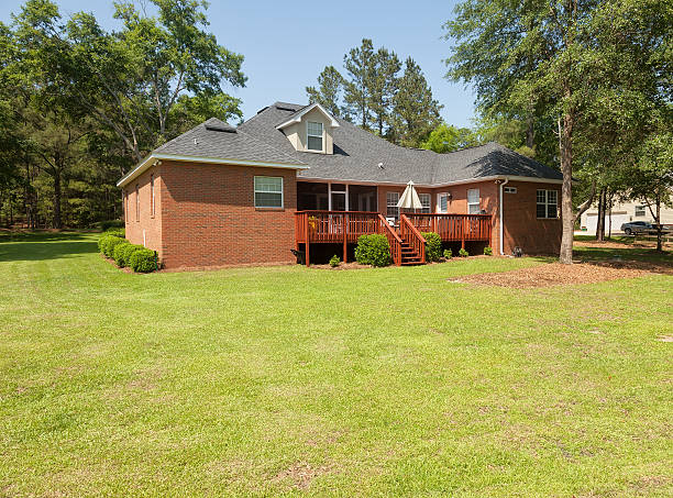 istock Back of Residential House 523047902