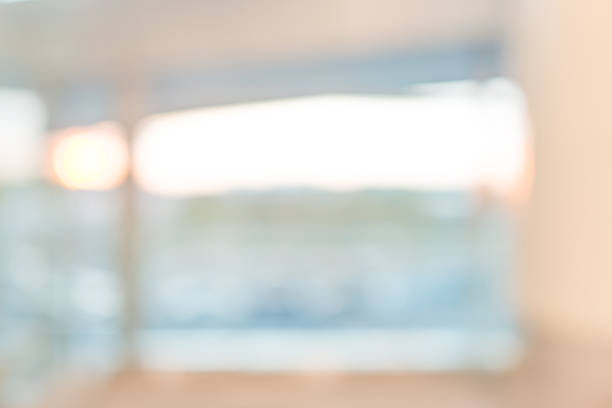istock Store, shopping mall abstract defocused blurred background 523047964