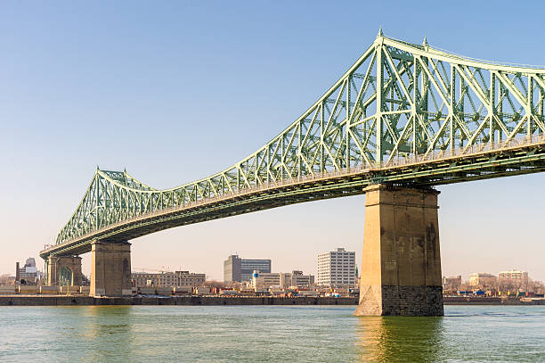 istock Jacques-Cartier Bridge in Montreal, at sunset 523059290