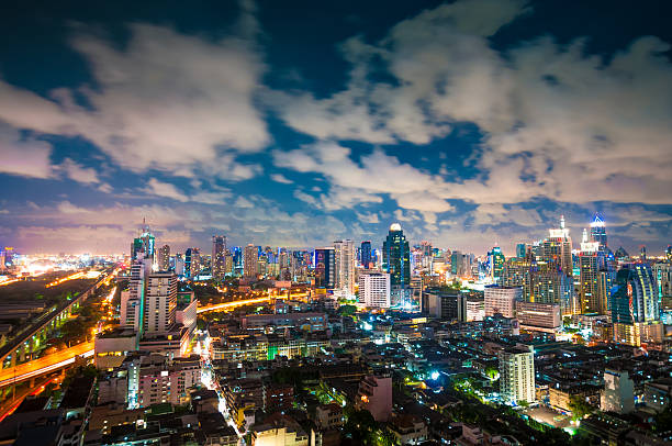 istock Aerial cityscape view in Asia 523090291
