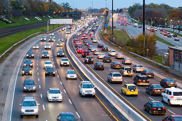 ruch na gardiner express - rush hour zdjęcia i obrazy z banku zdjęć