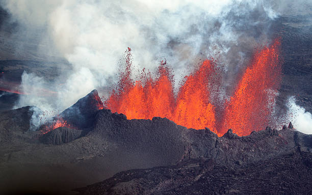 istock Volcanic Eruption at Holuhraun Iceland (2014). 523137327