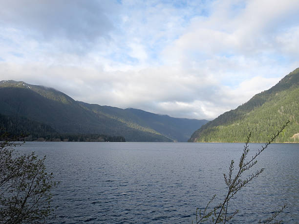 istock Lake in Washington State, USA 523137357