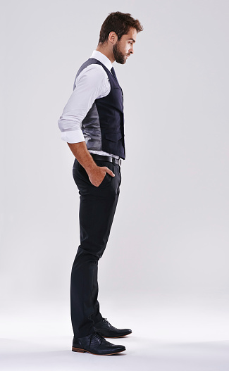 Studio shot of a handsome and well-dressed young manhttp://195.154.178.81/DATA/shoots/ic_784174.jpg