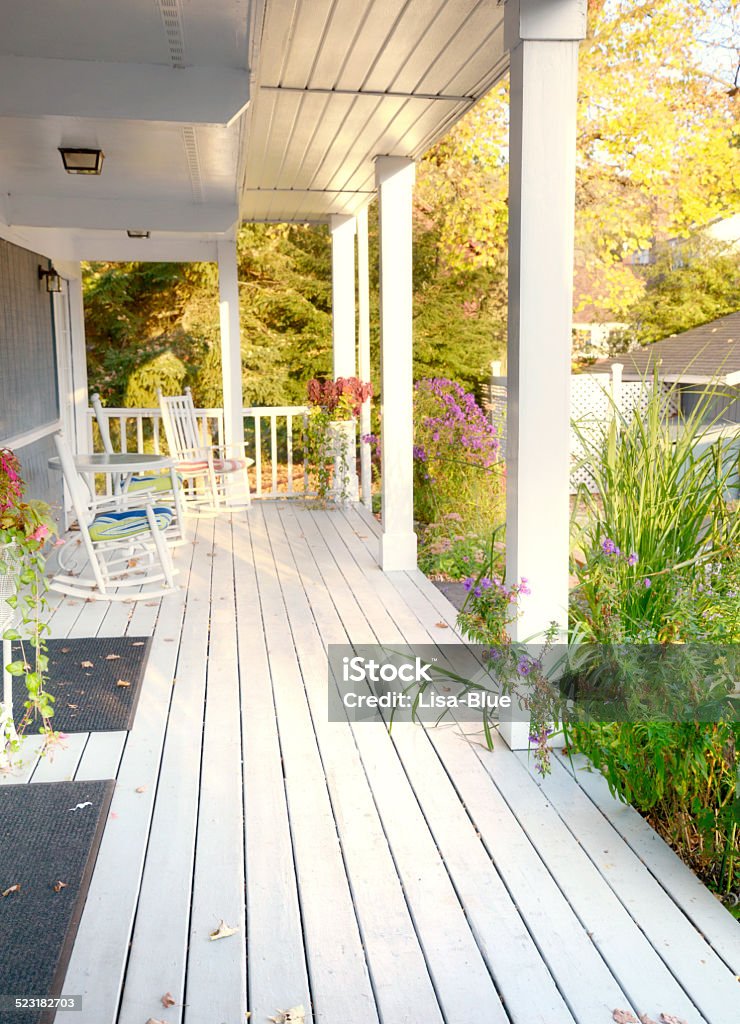 Hotel Porch, Woodstock Hotel Porch, Vermont, USA Front Stoop Stock Photo