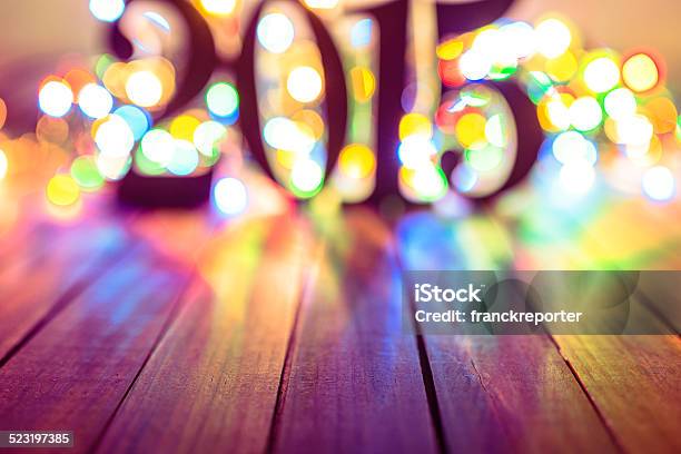 Gold 2015 Neue Jahr Text Auf Holz Plank Stockfoto und mehr Bilder von 2015 - 2015, Bauholz-Brett, Beleuchtet