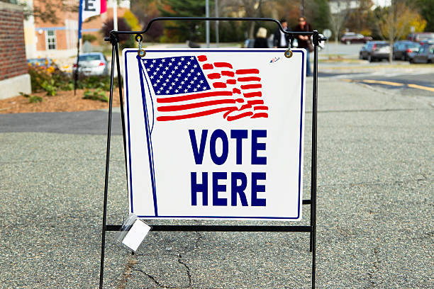 Election Polling Place Station An election polling place station during a United States election. voter registration photos stock pictures, royalty-free photos & images