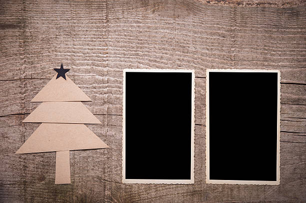 istock Christmas tree and old photos 523291631