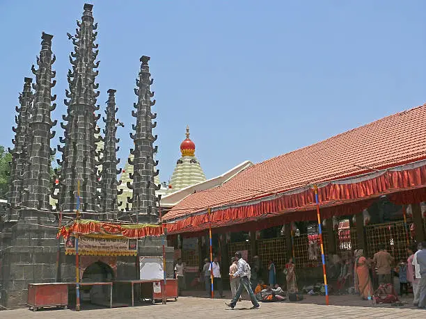 Photo of Deepstambha, Light Pillar at Mahalaxmi Temple