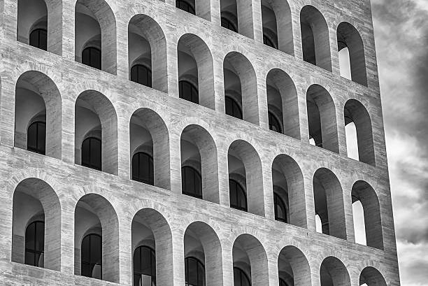 architektura neoklasycystyczna w eur dzielnicy, rzym, włochy - civilta zdjęcia i obrazy z banku zdjęć