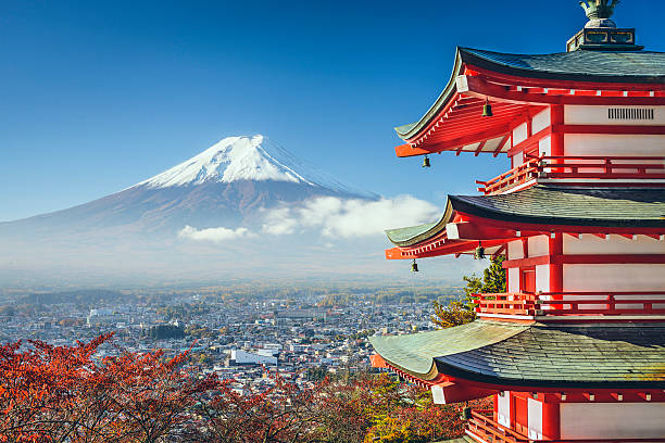 富士山、日本 - volcano mt fuji autumn lake ストックフォトと画像