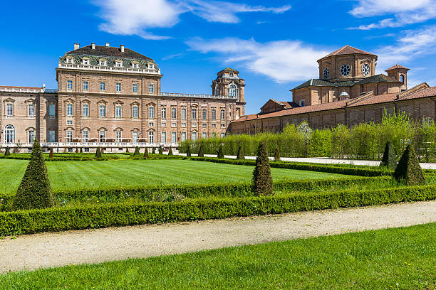 il palazzo reale di venaria - venaria foto e immagini stock