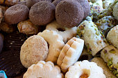 cookies-mit-datteln-marmelade-und-schokolade.jpg?b=1&s=170x170&k=20&c=flE4pHYUI-vdNoFykNWHeVzWE0Nsg4W_cXAnMDm3mao=