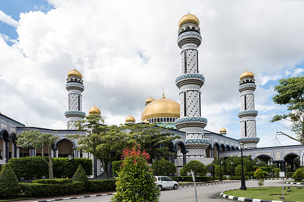 mezquita jame'asr hassanil bolkiah - bandar seri begawan fotografías e imágenes de stock