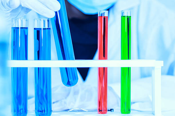 scienziato in laboratorio sfondo e concetto. - instrument of measurement fuel and power generation chemist chemistry foto e immagini stock