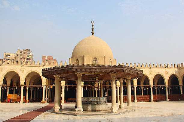 o interior da mesquita no cairo, egito - cairo mosque egypt inside of imagens e fotografias de stock