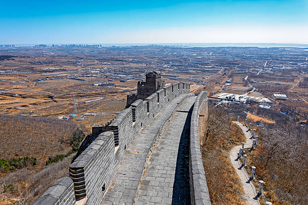 шаньхайгуань пропуск на великий китай стены - ship fort castle stone wall стоковые фото и изображения