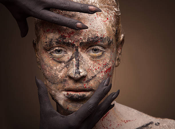 cor cara louca retrato de mulher de arte - stage makeup black halloween make up imagens e fotografias de stock