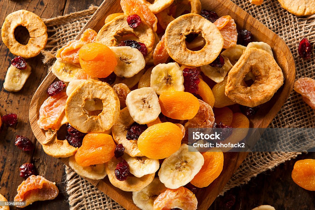 Orgánico saludable variedad de frutas secas - Foto de stock de Albaricoque libre de derechos