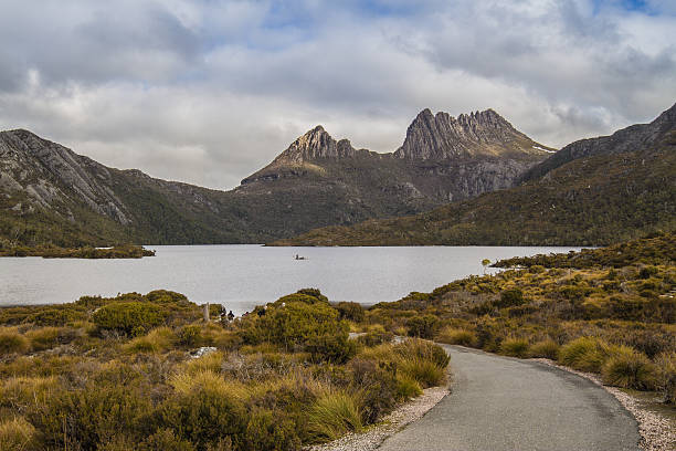 Cradle Mountain Cradle Mountain, Tasmania launceston tasmania stock pictures, royalty-free photos & images